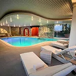 Delta Resort Apartments